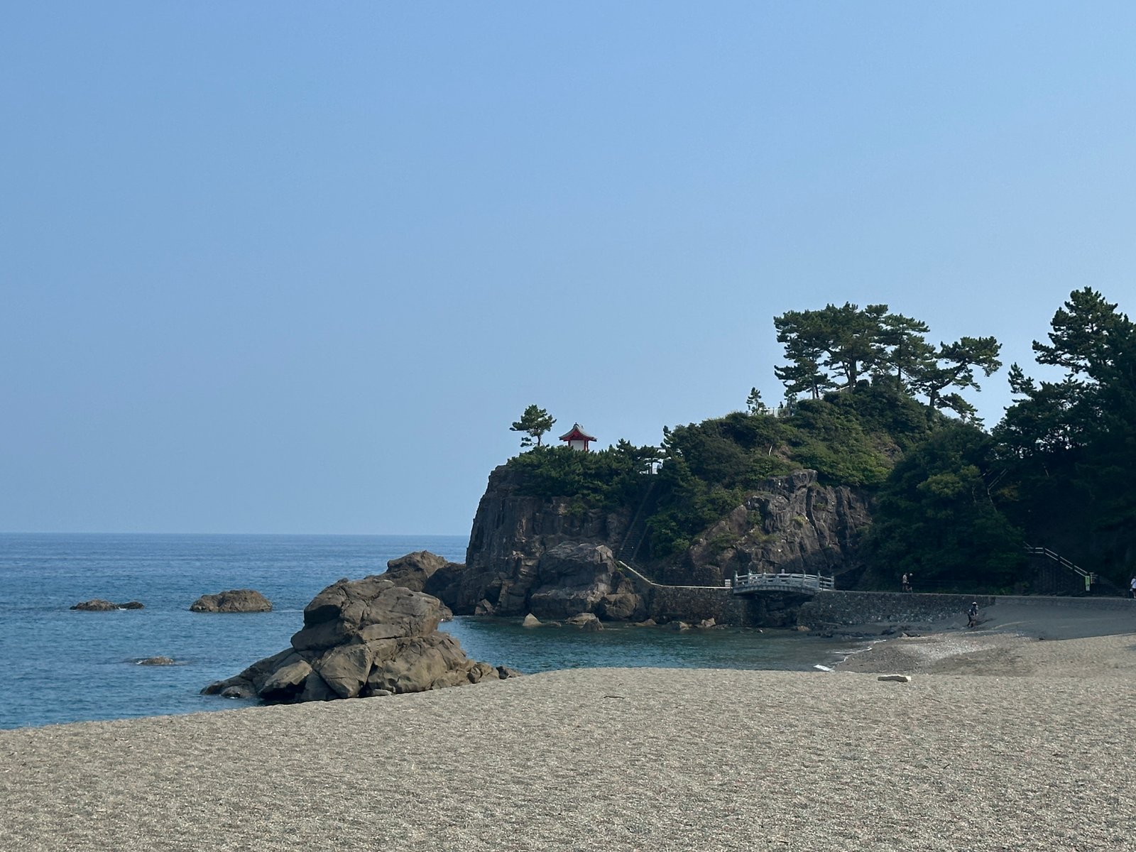 Pacific Ocean view at Katsurahama Beach