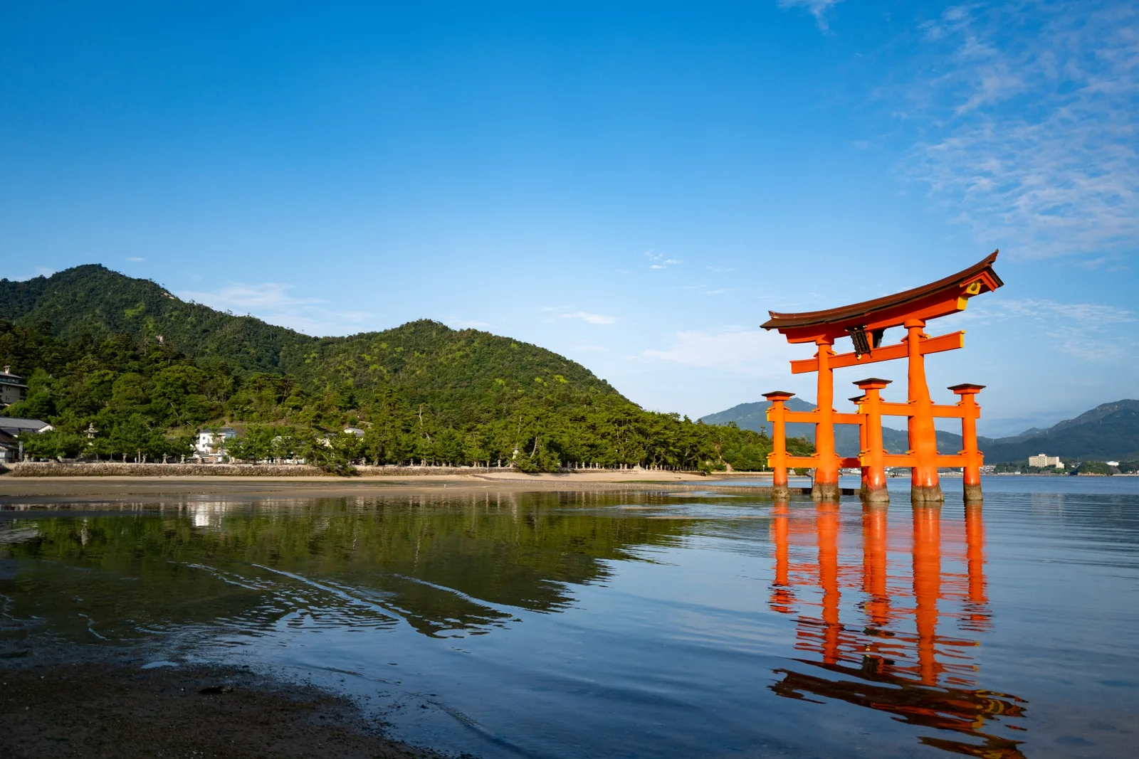 Itsukushima Shrine on Miyajima during a Hiroshima cruise port tour